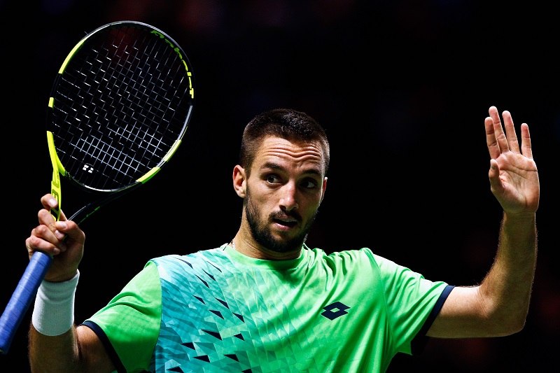 Троицки заустављен у Индијан Велсу